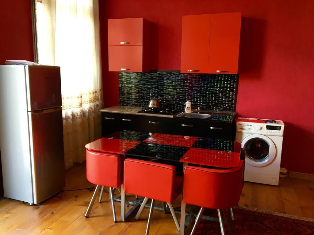Guest House Lali Kostava 14 주그디디 외부 사진